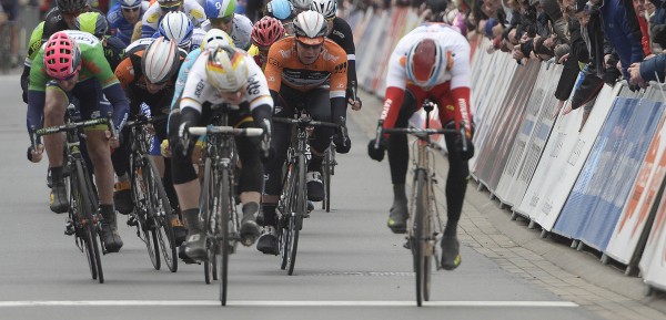 Kristoff pakt zijn derde sprintzege Driedaagse De Panne-Koksijde