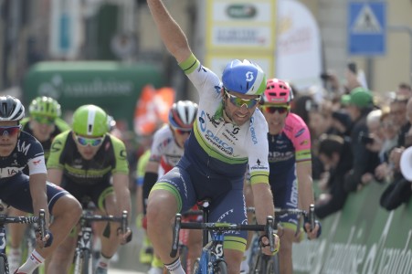 Dubbelslag Michael Albasini in Romandië