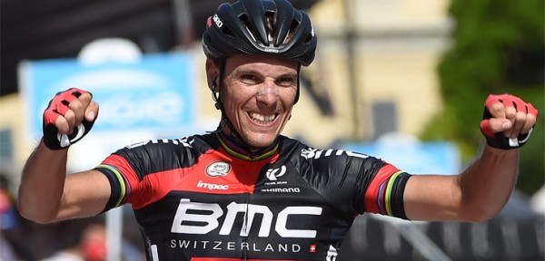 Philippe Gilbert zegeviert op Citadel van Namen, Terpstra blijft leider