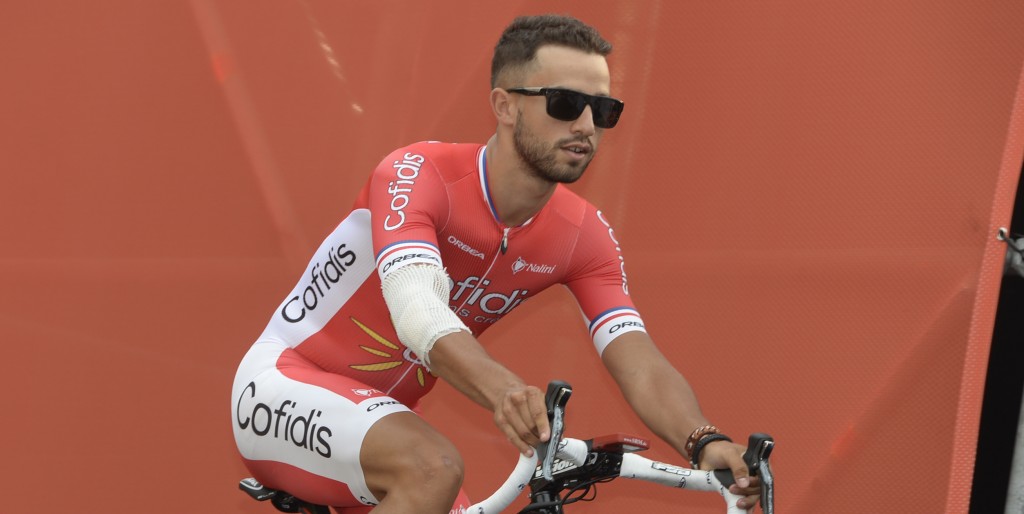 Tour 2015: Nacer Bouhanni komt ten val en geeft op