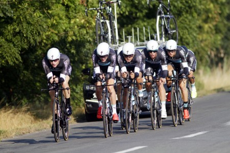 Etixx-Quick-Step opent Czech Cycling Tour met zege in ploegentijdrit