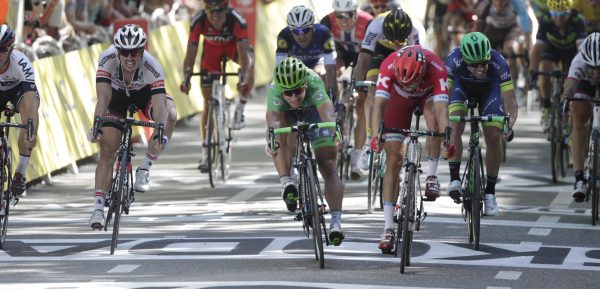 Tour 2016: Sagan jumpt naar derde ritzege