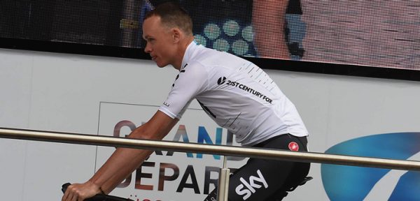 Chris Froome verlengt contract met Sky tot en met 2020