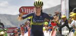 Van Vleuten klimt in vernieuwde La Course soeverein naar zege op Col d’Izoard