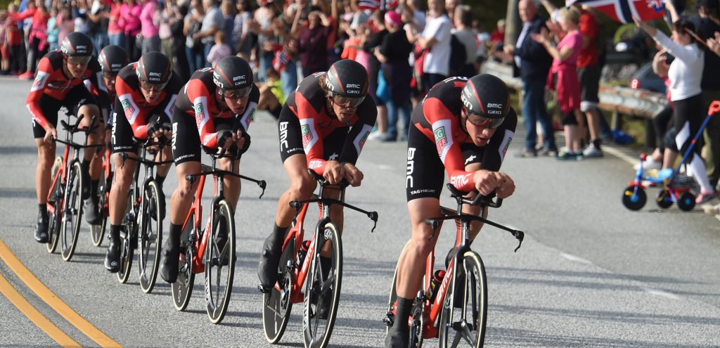 BMC maakt favorietenstatus waar in Ronde van Zwitserland, Küng leider