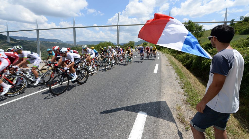 #TourGemist: Aanval loont in overgangsetappe naar Carcassonne