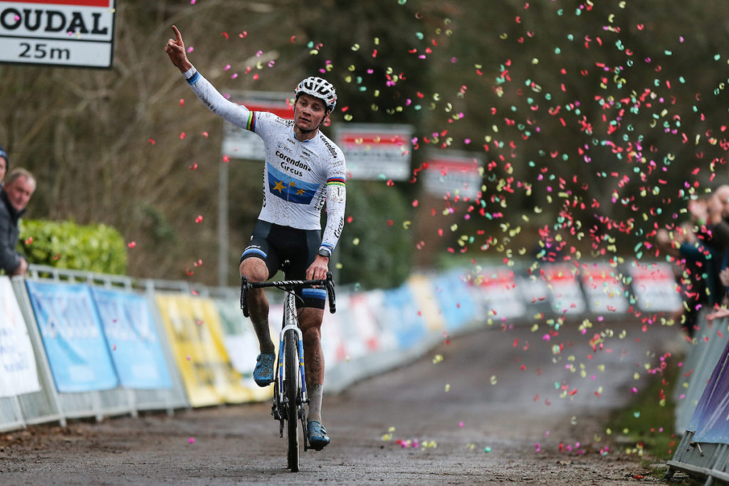 Winnende Van der Poel: “Snel op je limiet op dit parcours”