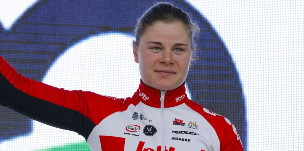 Lotte Kopecky derde in Dwars door de Westhoek