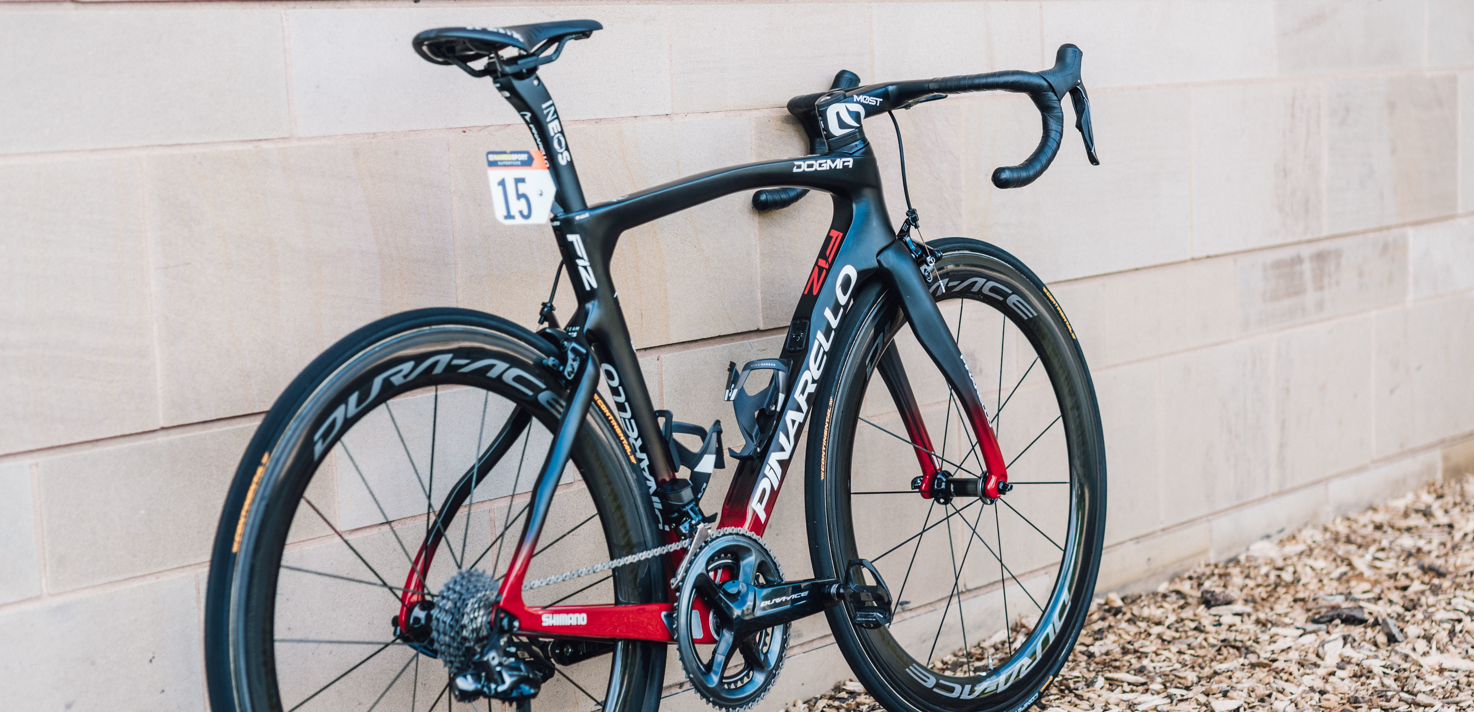 Pinarello dogma sale f12 team ineos