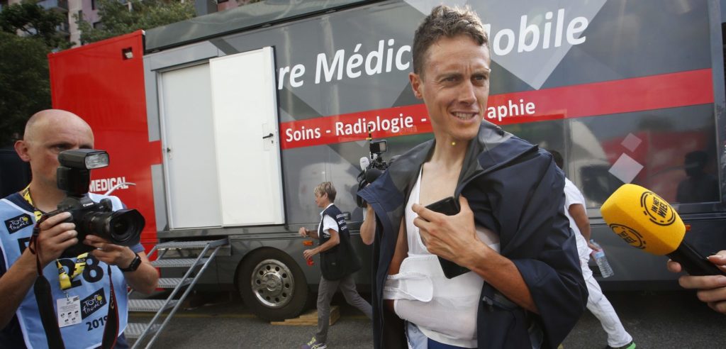 Tour 2019: Niki Terpstra uit koers met schouderblessure