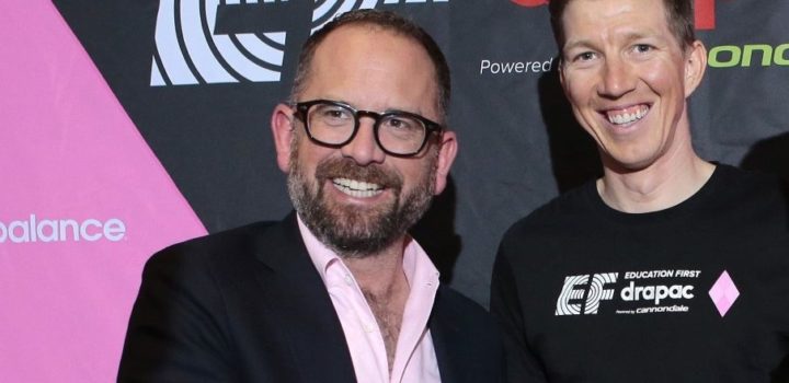 Jonathan Vaughters blikt terug op 2022: “Promotie-degradatie was absurd”