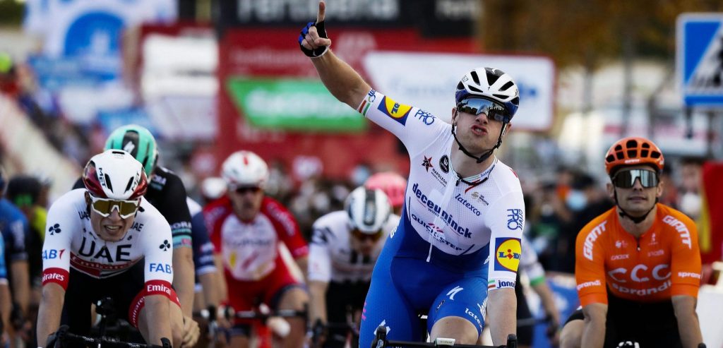 Vuelta 2020: Sprintzege Bennett klopt Philipsen in Ejea de los Caballeros