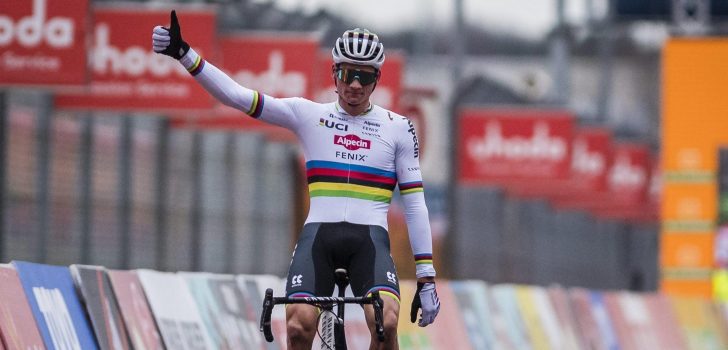 Van der Poel wint in Heusden-Zolder, Iserbyt en Van Aert pechvogels