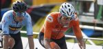 Bijna raak: Mathieu van der Poel gooit bidon bijna in container op WK