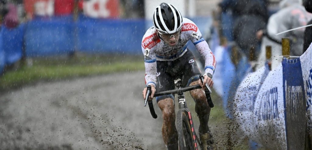 Dit zijn de standen van de grootste crossklassementen voor de veldritten van Niel en Tábor