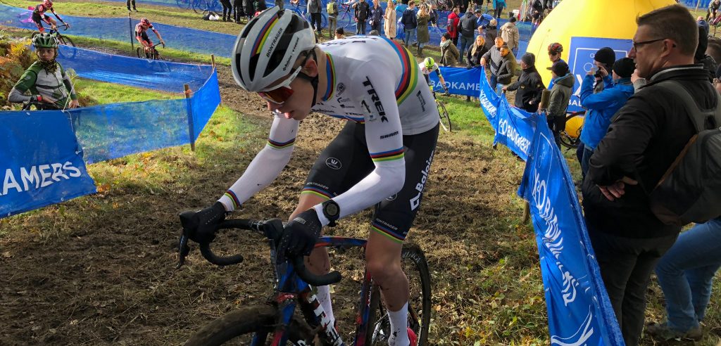 Pim Ronhaar houdt Cameron Mason af in Koppenbergcross voor beloften