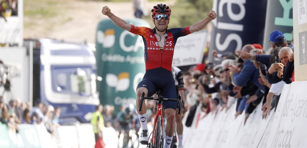 Tom Pidcock wint op venijnige aankomst in Volta ao Algarve, Ilan Van Wilder derde