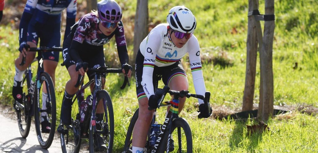 Lekke band nekt Annemiek van Vleuten in Omloop Het Nieuwsblad