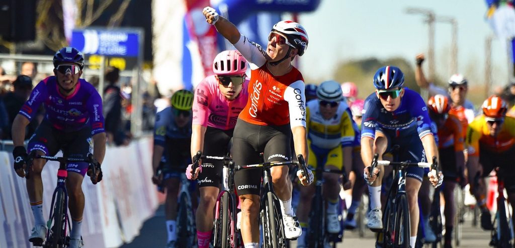 Coquard verslaat Marijn van den Berg in opener Région Pays de la Loire Tour