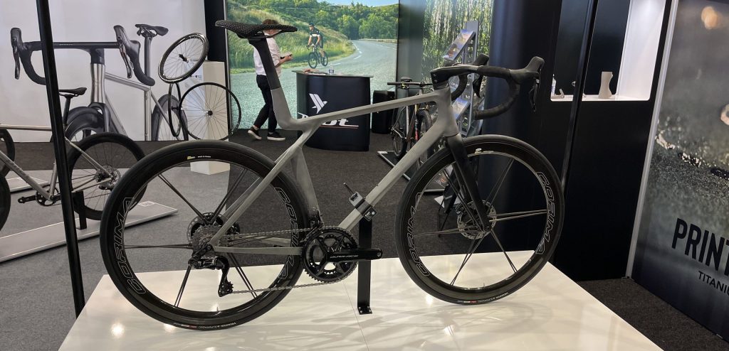 Pilot Cycles presenteert 3D-geprinte titanium fiets