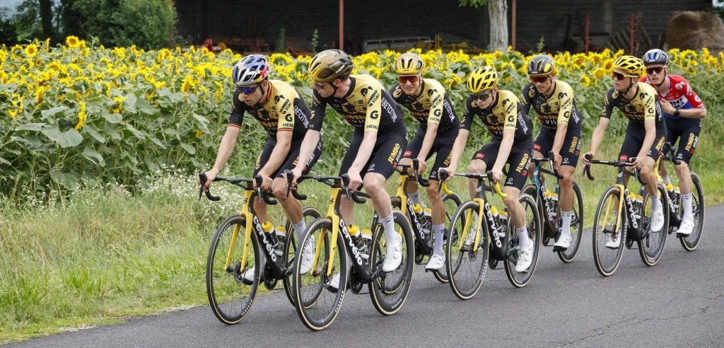 Tour 2023: Renners van Jumbo-Visma rijden los tijdens eerste rustdag