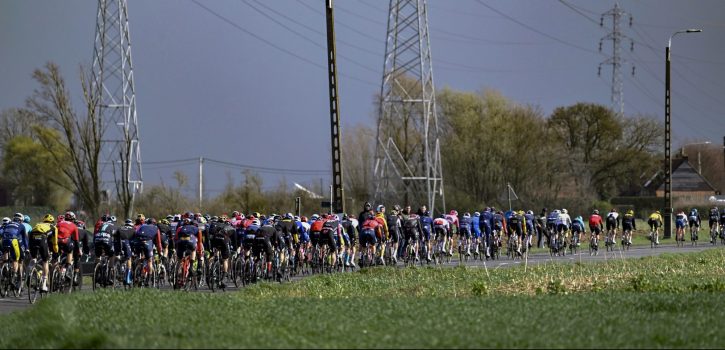 Vroege vluchter Foldager wint openingsrit Tour de l’Avenir, opgave Staune-Mittet