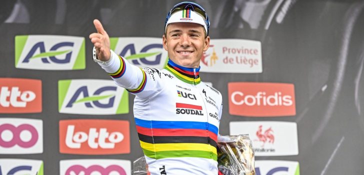 Winactie: Maak kans op een gesigneerde regenboogtrui van wereldkampioen Remco Evenepoel, aangeboden door Soudal