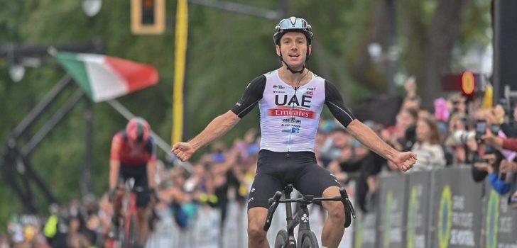 Adam Yates spurt sneller dan Pavel Sivakov in regenachtig Montréal