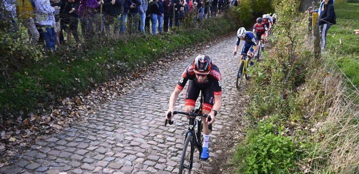 De Koppenbergcross heeft zijn legendarische status volledig te danken aan de heilige kasseiklim