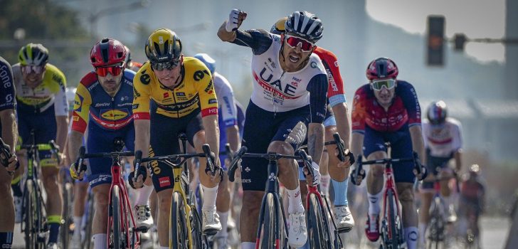 Juan Sebastián Molano klopt Olav Kooij in Tour of Guangxi, Milan Vader blijft leider