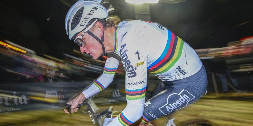 Nieuwe zege Mathieu van der Poel in Diegem: “Bewuste keuze om de kat uit de boom te kijken”