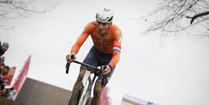 Wielerwereld onder de indruk van crosskoning Mathieu van der Poel: “Vliegend tapijt”