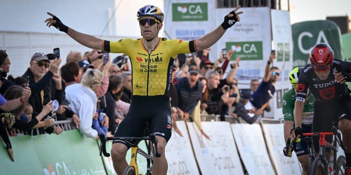 Wout van Aert sprint naar eerste seizoenszege in Volta ao Algarve