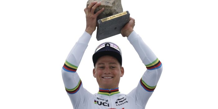 Mathieu van der Poel ongrijpbaar in Parijs-Roubaix, nuchtere reacties en ‘Yes, Chicane’