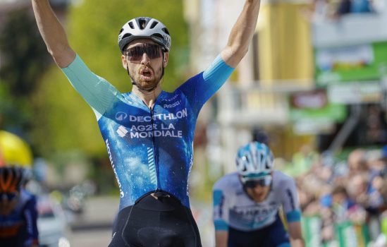 Juan Pedro López stelt eindzege veilig in Tour of the Alps, slotrit voor Aurélien Paret-Peintre