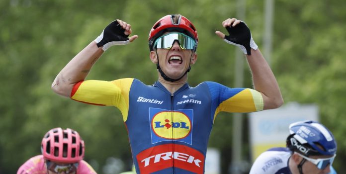 Thibau Nys wint sprint der krachtpatsers in derde etappe Ronde van Zwitserland