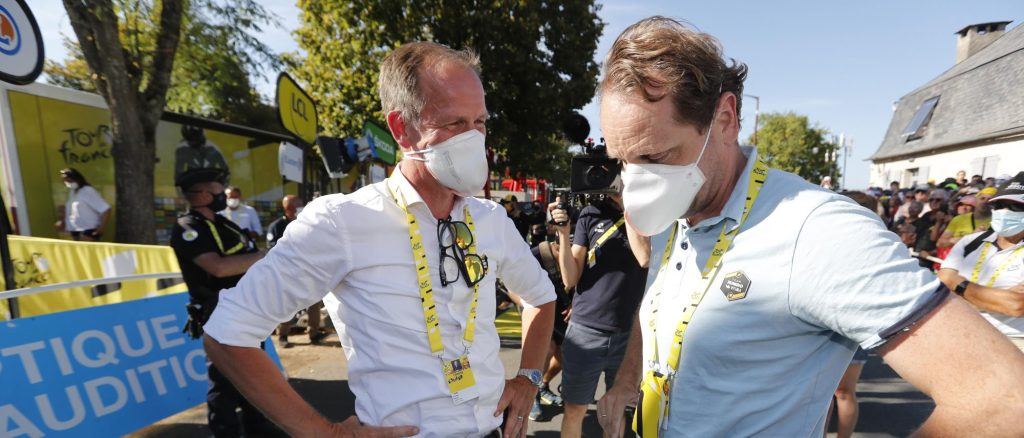 Coronaspook brengt in de Tour de France mondmaskers terug bij Visma | Lease a Bike