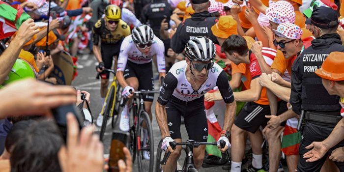 De eerste 100 renners voor de Tour zijn toegevoegd aan WielerFlits Ploegleider!