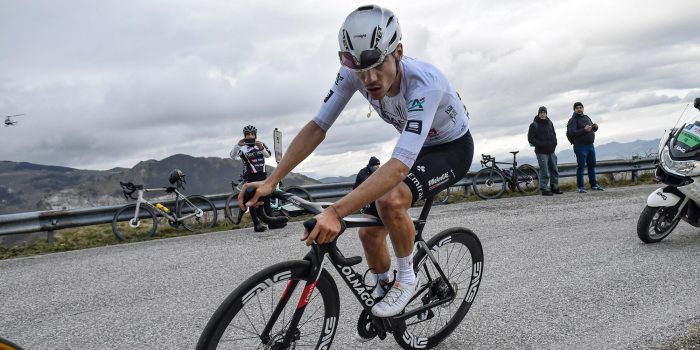 Vuelta-baas wil Juan Ayuso aan de start: “UAE, we hebben hem nodig”