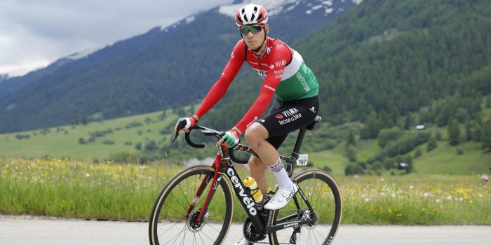 Attila Valter bezorgt Visma | Lease a Bike toch nog een nationale kampioenstrui