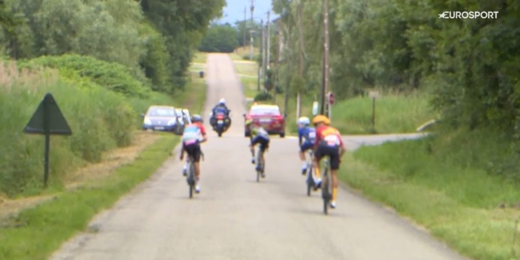 Foutje, bedankt! Koplopers rijden verkeerd in het Critérium du Dauphiné