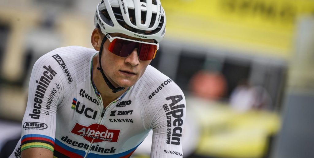 Rust roest: Mathieu van der Poel zit ochtend na slottijdrit Tour alweer op de fiets