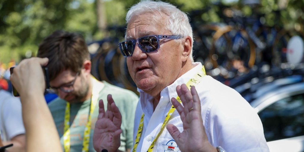 Patrick Lefevere gefrustreerd na tijdverlies Mikel Landa: “In het wielrennen duwen we technologie weg”