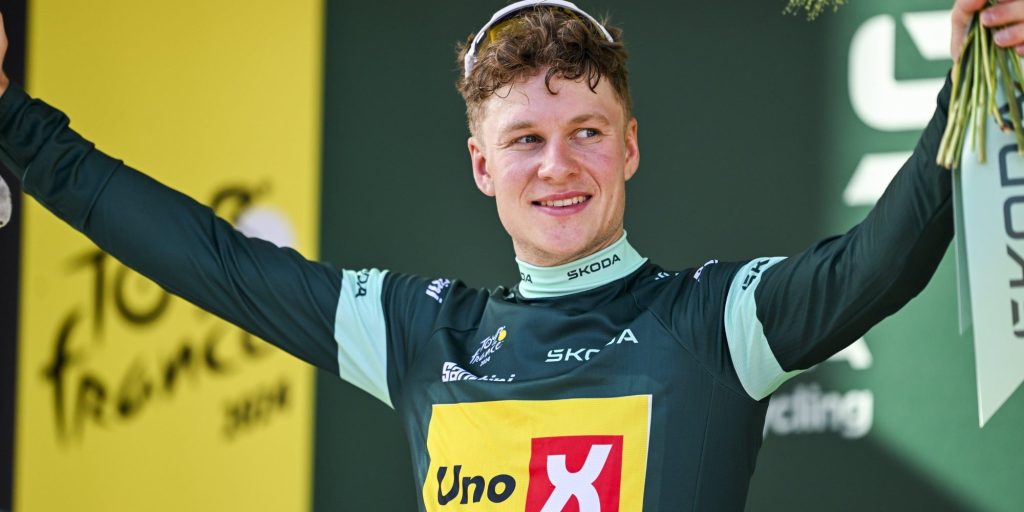 Jonas Abrahamsen verrast met groene trui en bergtrui in Tour: Blij met tweede plaats