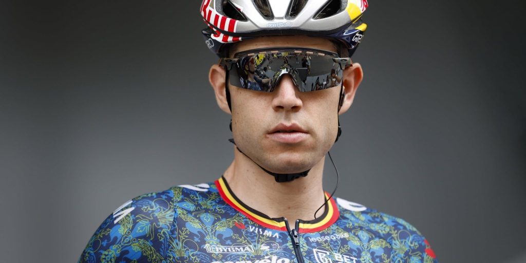 Tour 2024: Gretige Wout van Aert crasht in razendsnelle aanloop naar finale