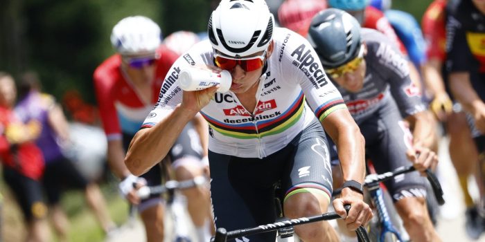 Rust roest: Mathieu van der Poel zit ochtend na slottijdrit Tour alweer op de fiets