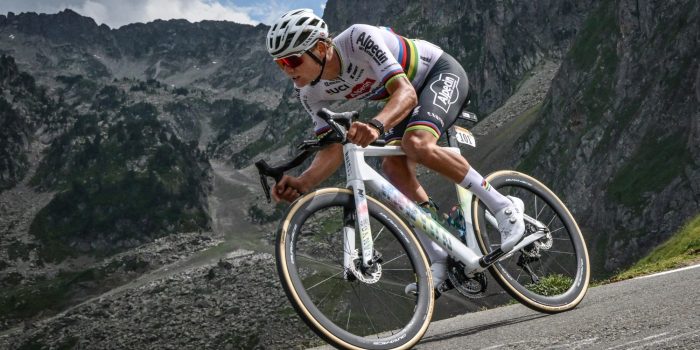 Mathieu van der Poel koos de aanval in eerste Pyreneeën-rit: “Voelde me heel goed”