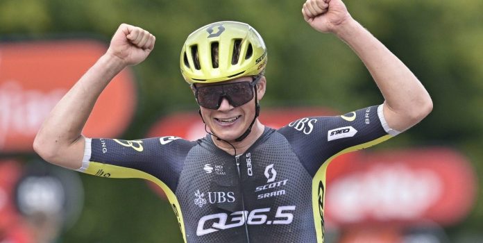 Jelte Krijnsen verrast bij debuut voor Q36.5 Pro Cycling met zege in Druivenkoers