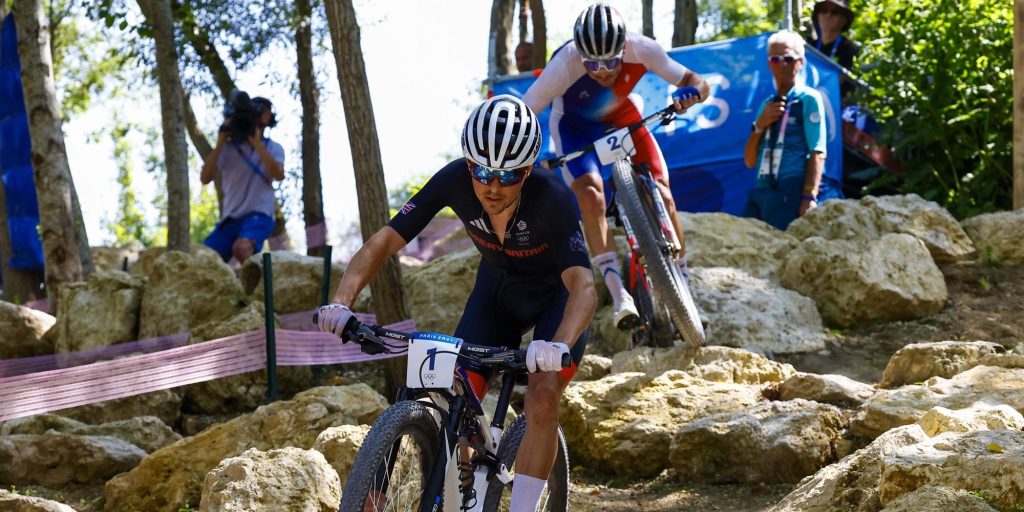 Voorbeschouwing WK mountainbike mannen 2024: Tom Pidcock en Sam Gaze topfavorieten voor titels