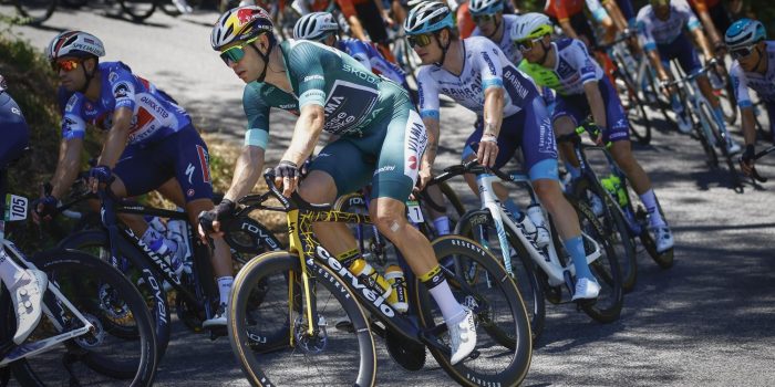 Wout van Aert verwacht ‘andere sprint’ in Vuelta: “Het is nu vlak en lang rechtdoor”